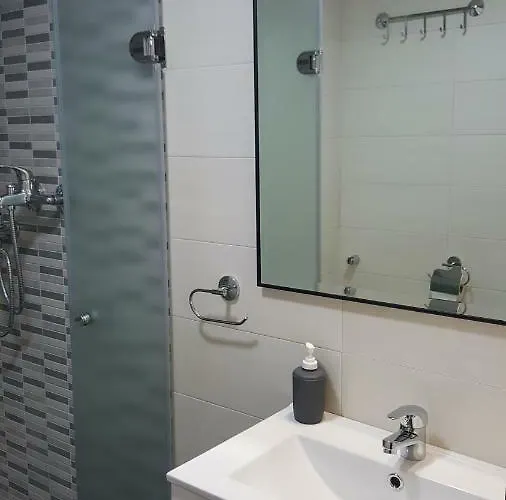 Entre Patios Valladares *